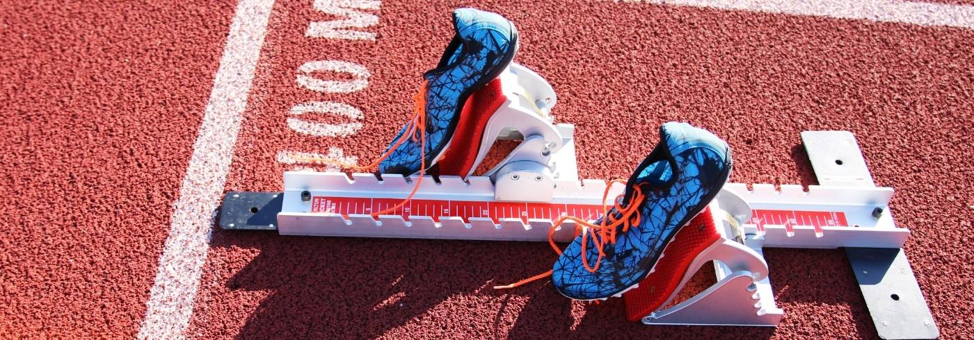 Starting blocks with shoe spikes